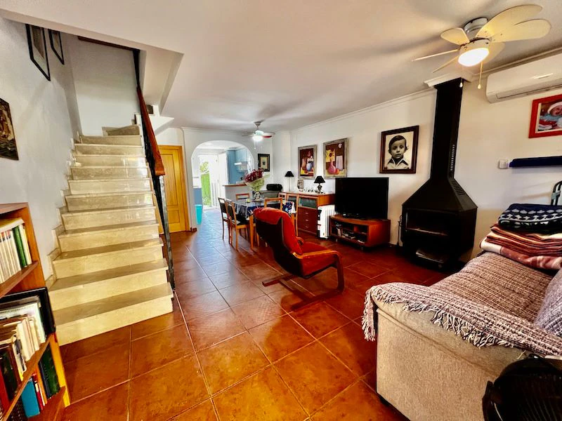 Bungalow en venta de 3 dormitorios en Denia, Alicante