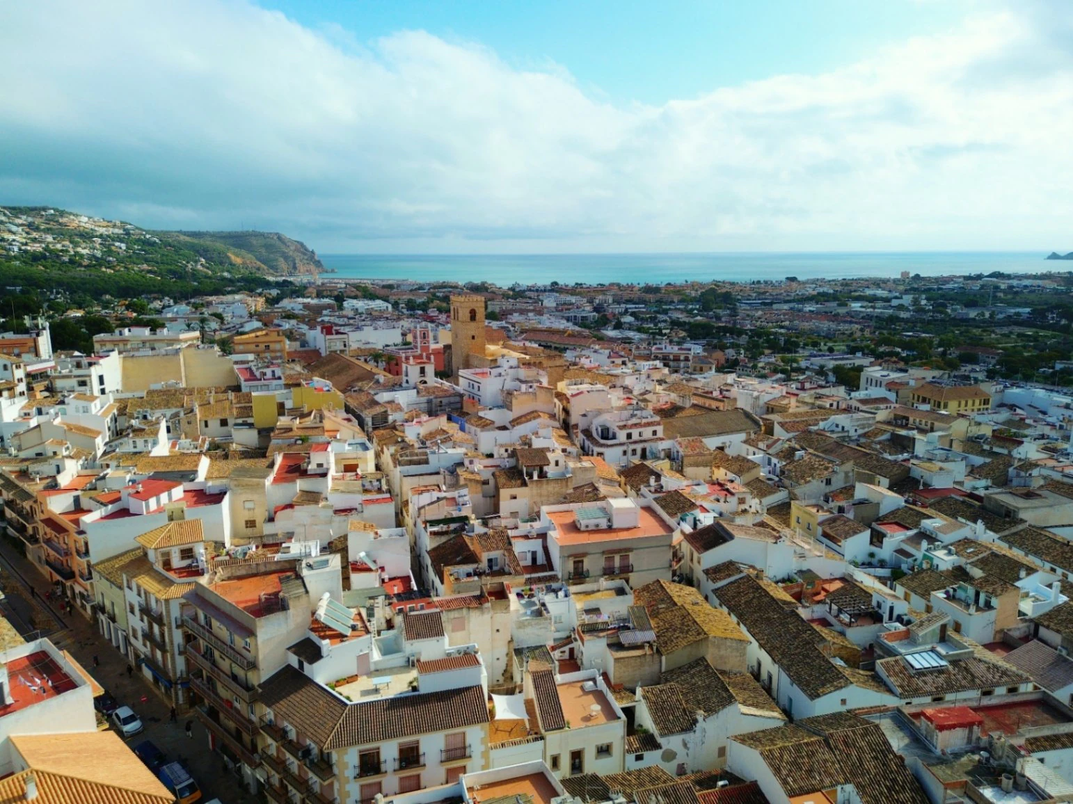 Casa de pueblo de 10 habitaciones en el centro de Jávea