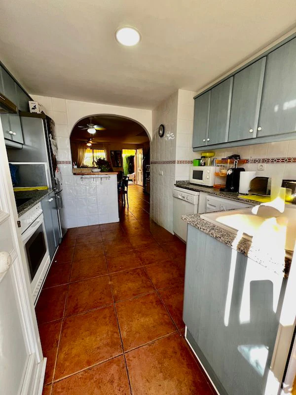 Bungalow en venta de 3 dormitorios en Denia, Alicante