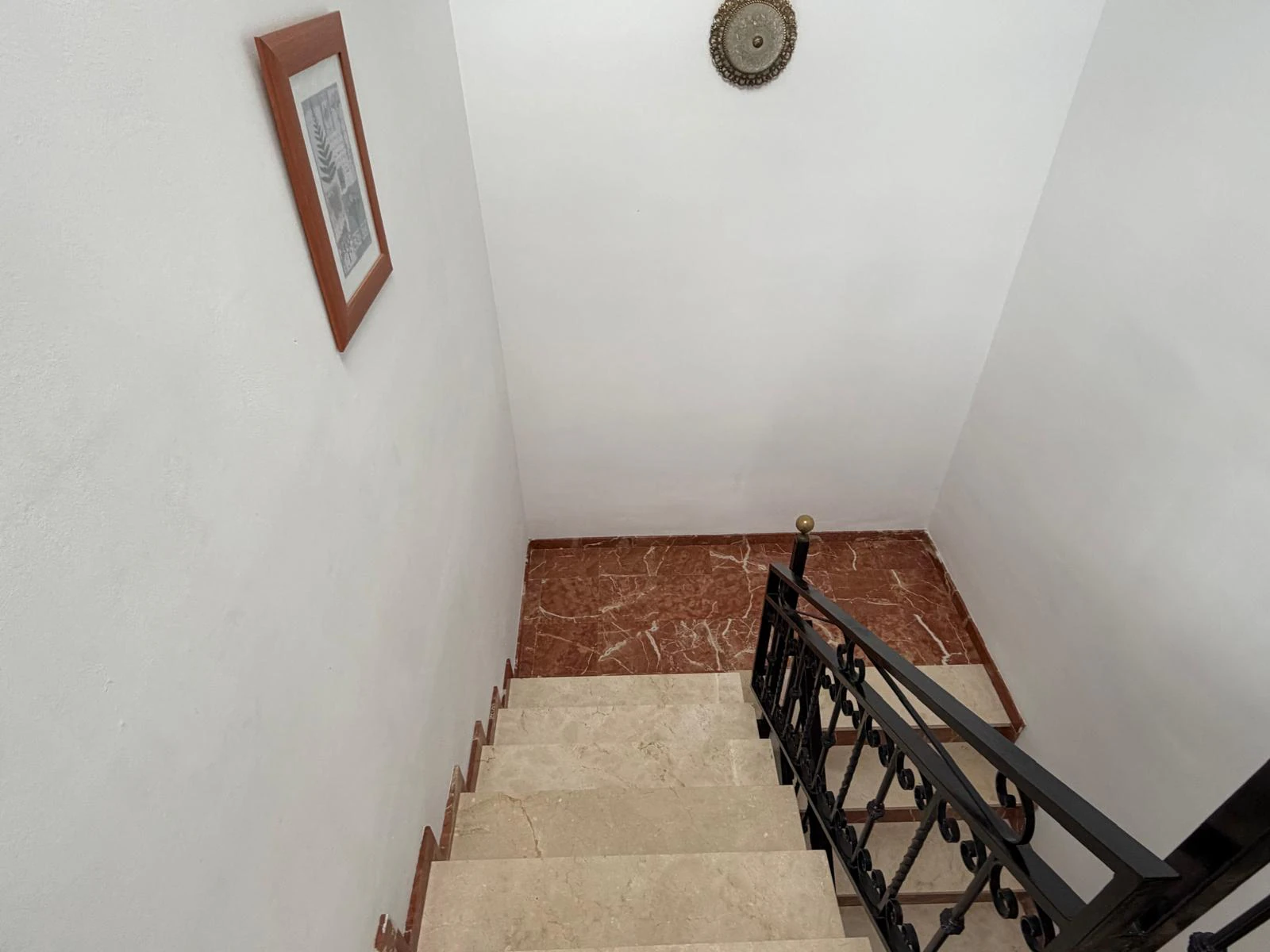 VENTA ADOSADO 3 DORMITORIOS EN PRIMERA LINEA