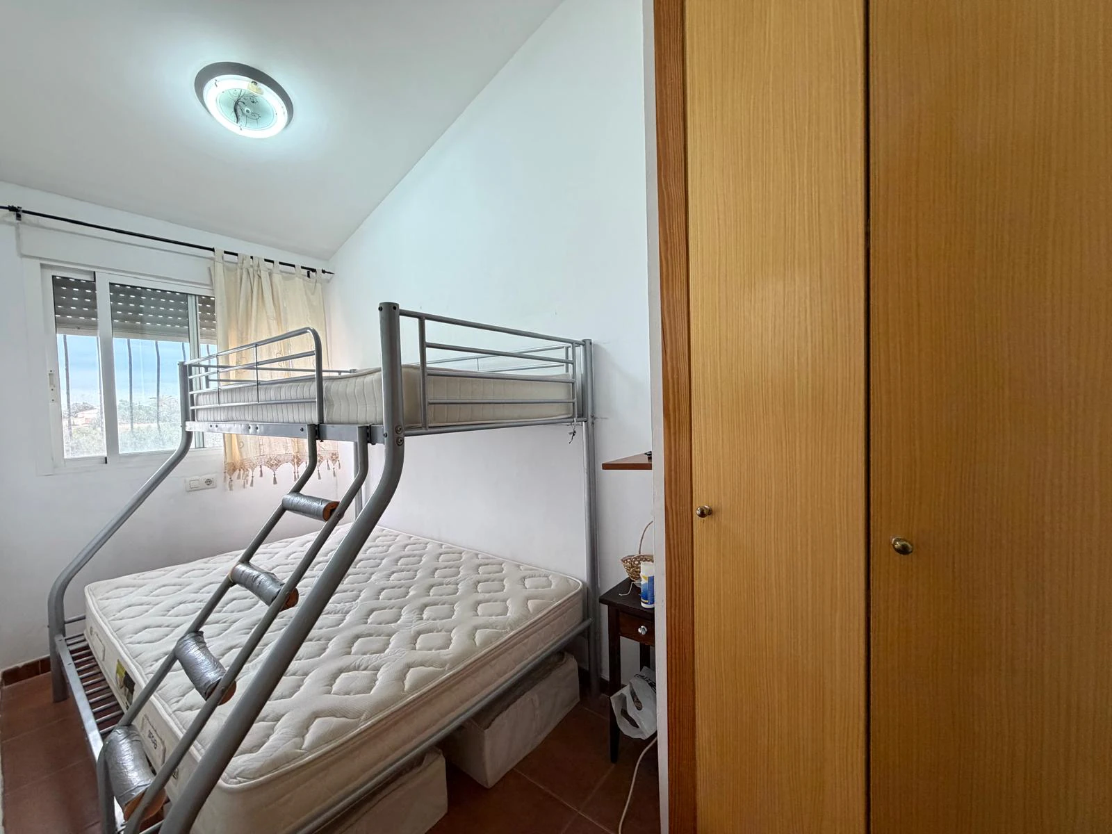 Bungalow en venta de 3 dormitorios en Denia, Alicante