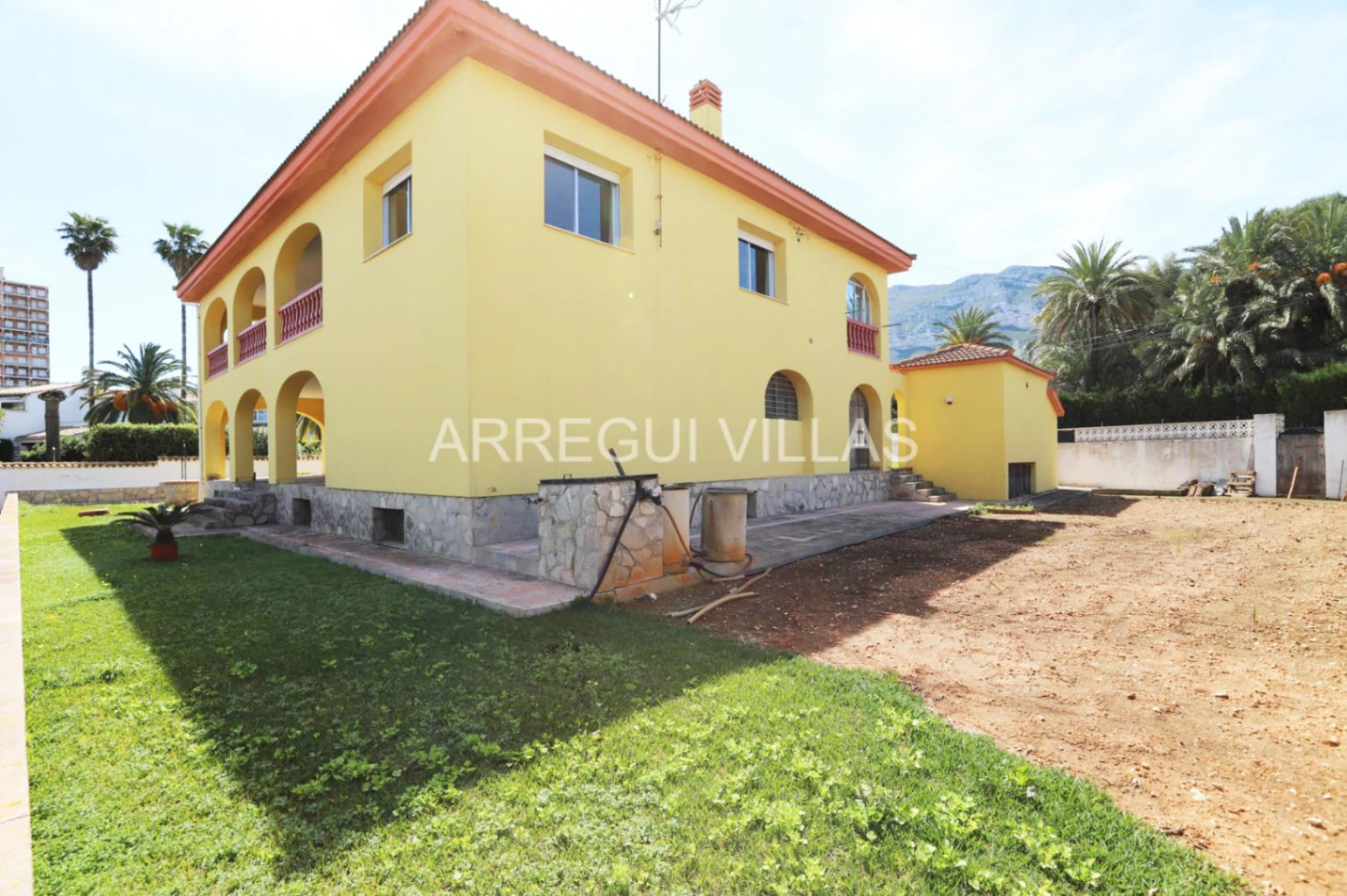 Chalet en venta en Dénia - Marineta Cassiana