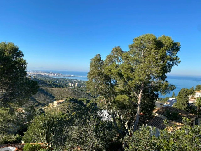 Villa à rénover avec les meilleures vues de Dénia.
