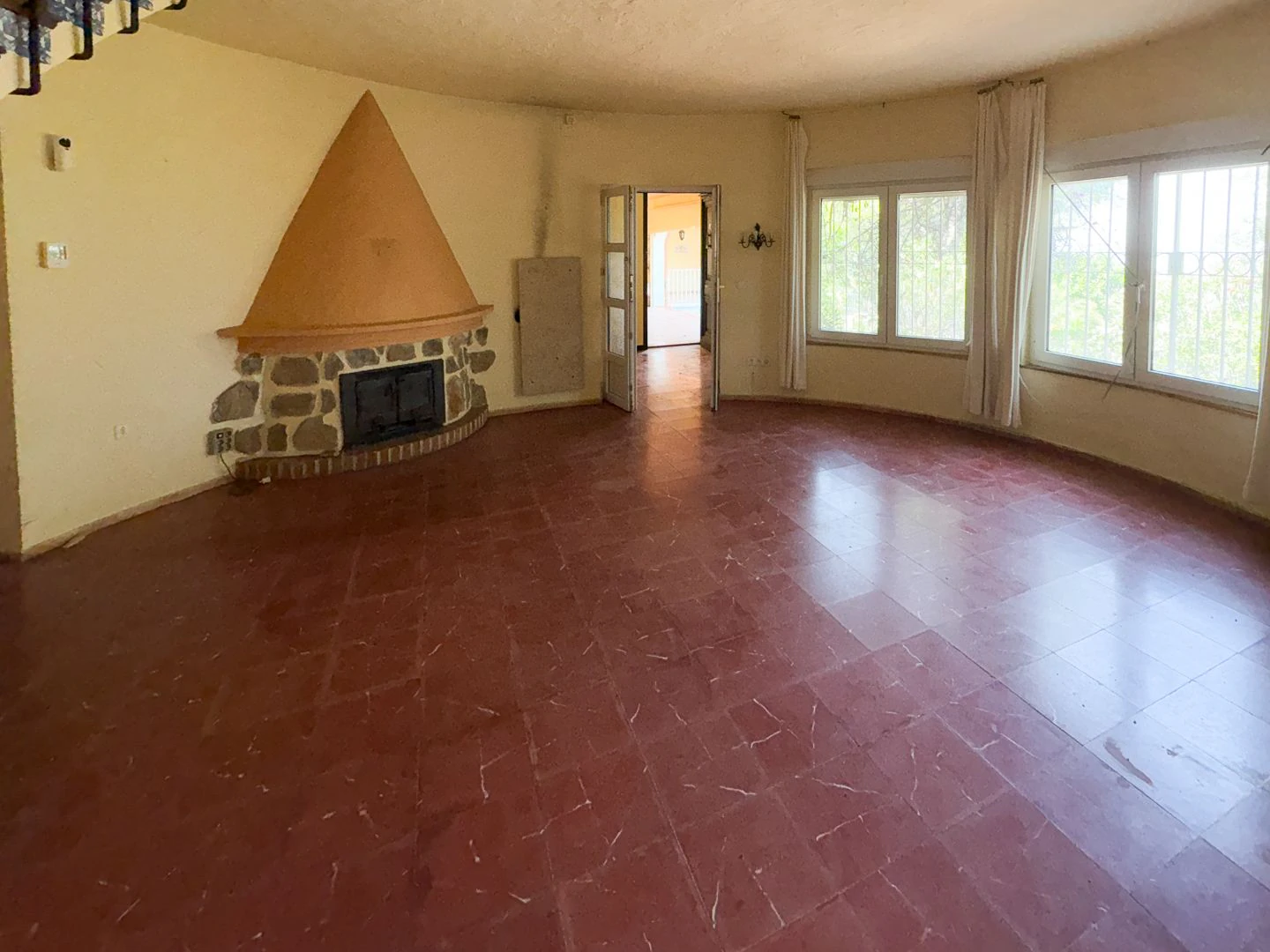 Villa à rénover avec les meilleures vues de Dénia.