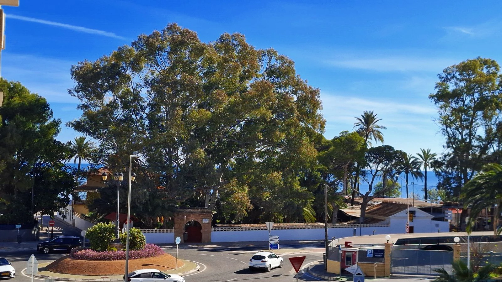 APARTAMENTO CON VISTAS AL MAR Y AL MONTGÓ