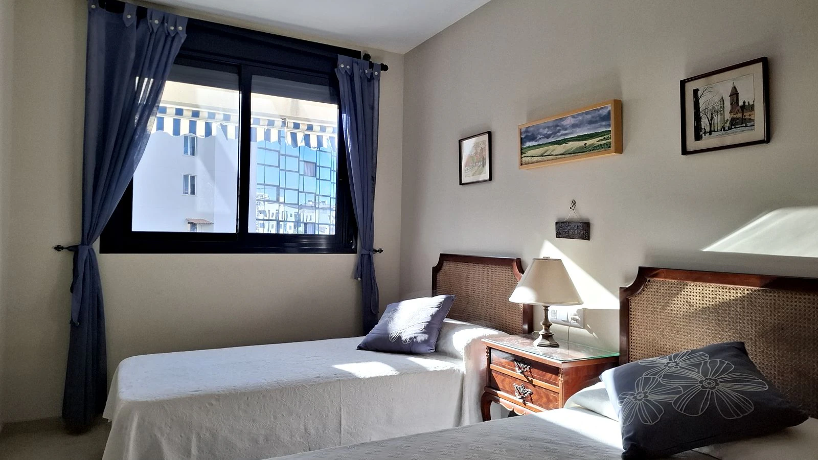APARTAMENTO CON VISTAS AL MAR Y AL MONTGÓ