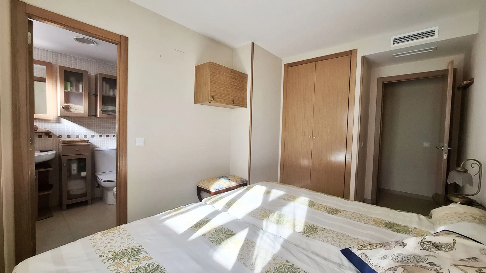 APARTAMENTO CON VISTAS AL MAR Y AL MONTGÓ