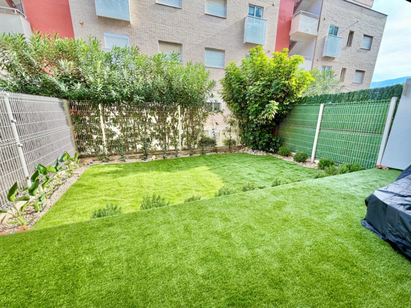 Apartamento reformado de 1 dormitorio en Denia con piscina comunitaria