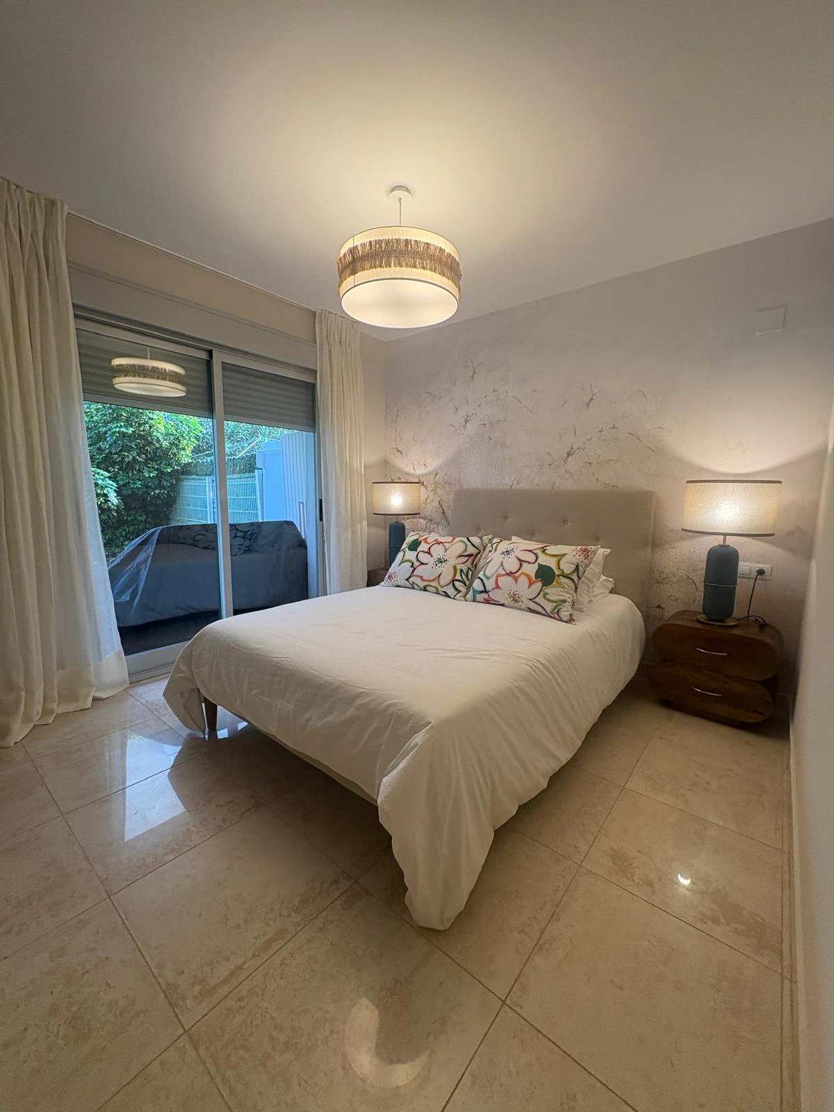 Apartamento reformado de 1 dormitorio en Denia con piscina comunitaria