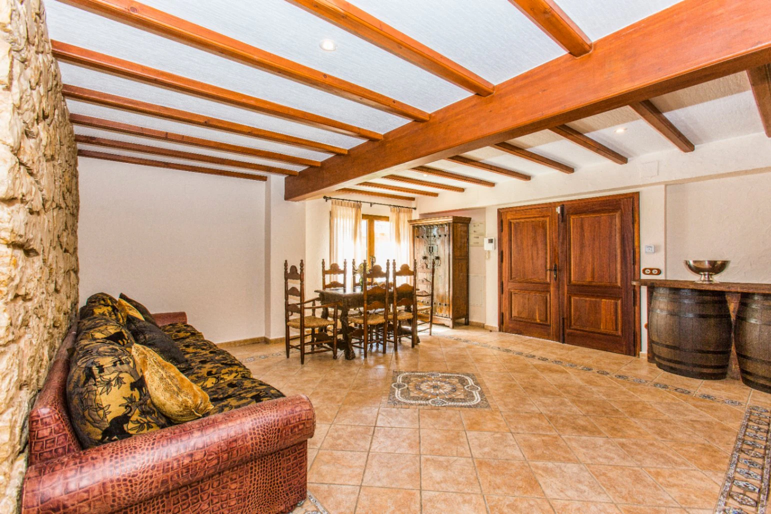 Espectacular casa en primera línea de playa – Un paraíso frente al mar