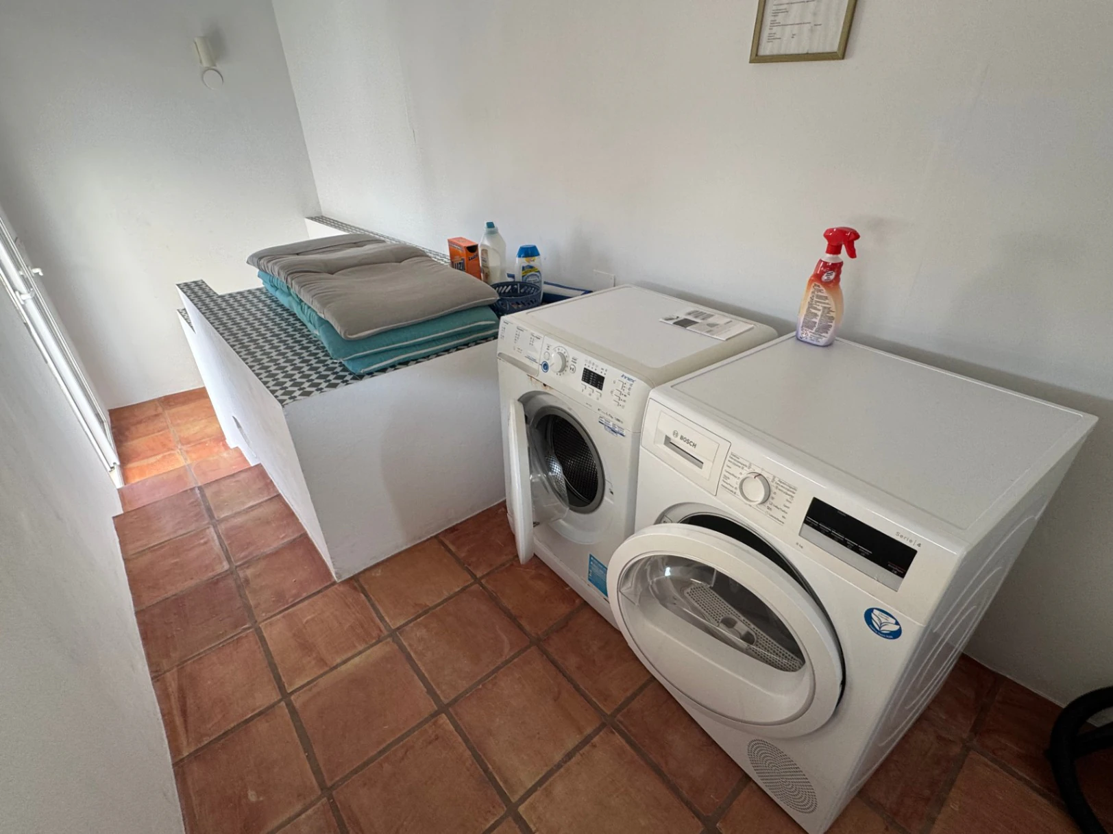 Maison De Ville à la vente à Denia, Alicante