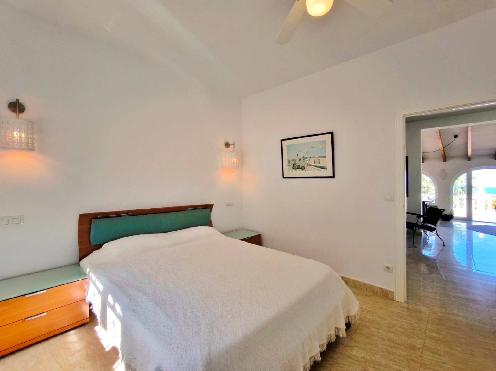 Villa con apartamento de invitados y vistas al mar en Dénia
