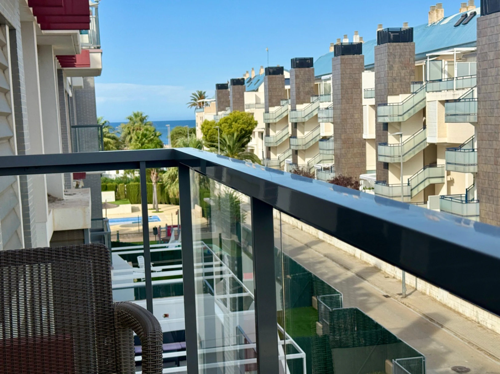 Apartamento en Denia a 750m de la ciudad y en segunda linea de playa, olvidate del coche!