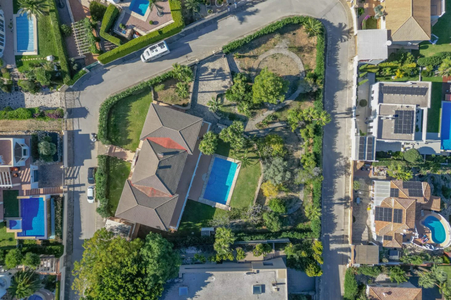 Villa exclusiva con vistas abiertas al mar, la montaña y el castillo de Dénia