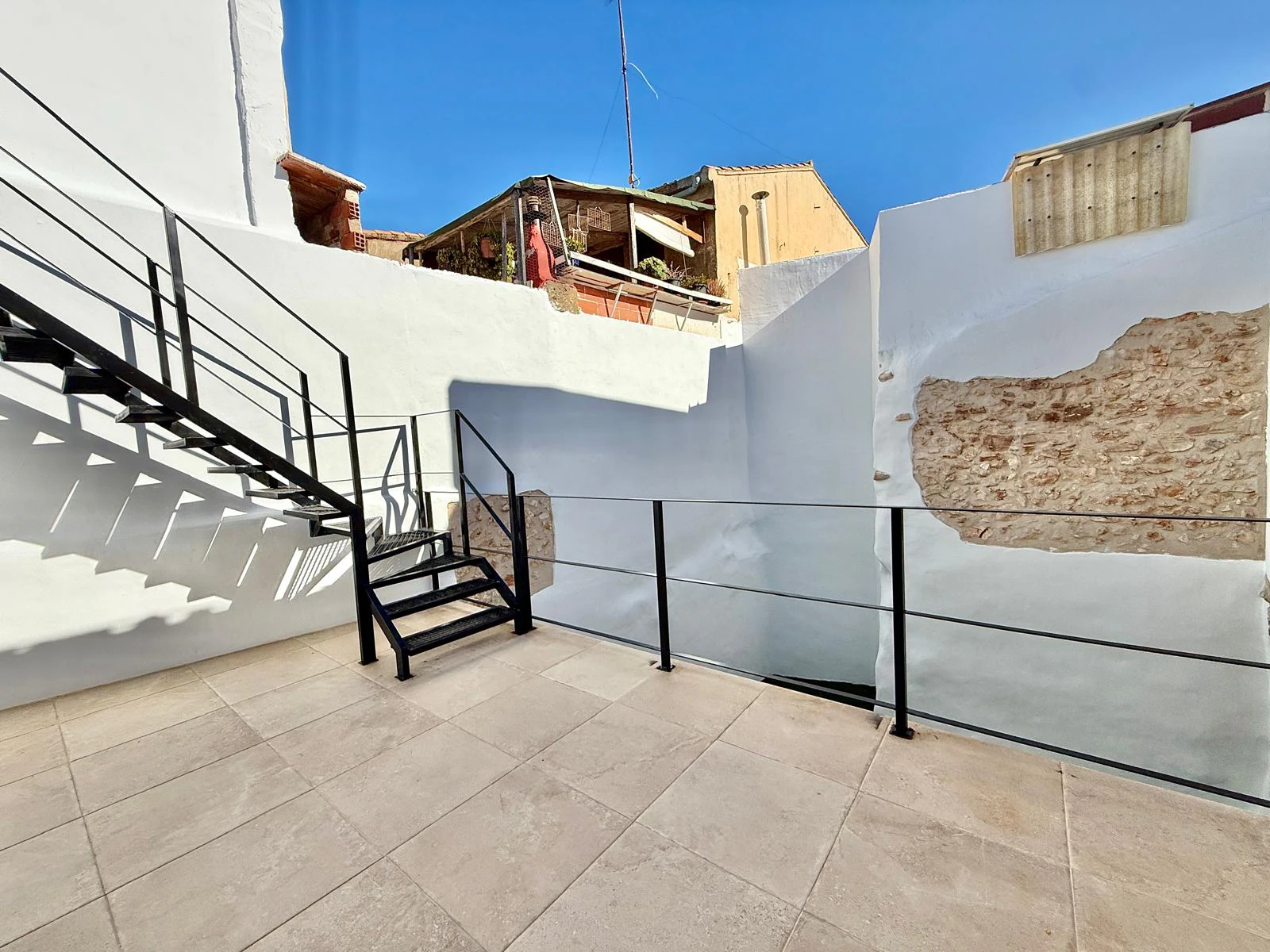 Gran casa de pueblo de tres dormitorios en Pedreguer