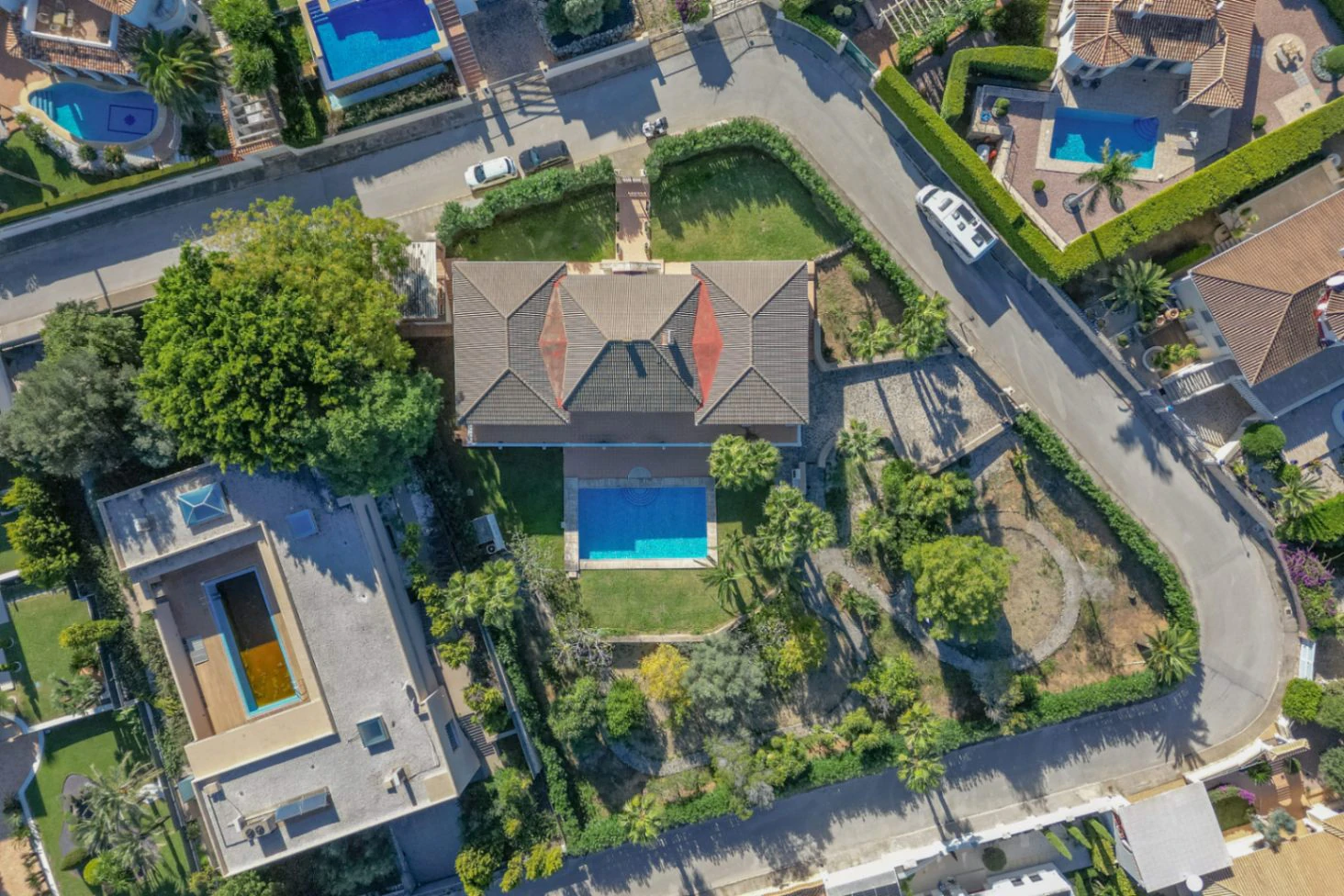 Villa exclusiva con vistas abiertas al mar, la montaña y el castillo de Dénia