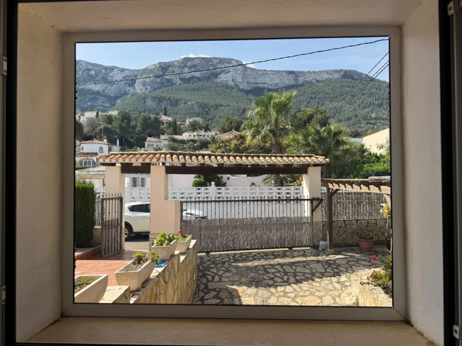 Chalet en venta en Denia, con preciosas vistas al mar y al montgó