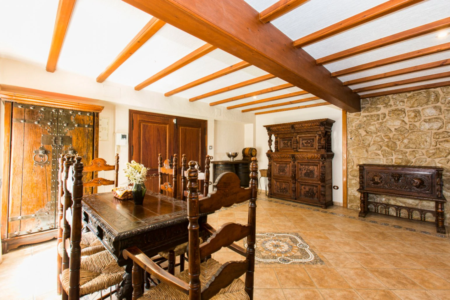 Espectacular casa en primera línea de playa – Un paraíso frente al mar