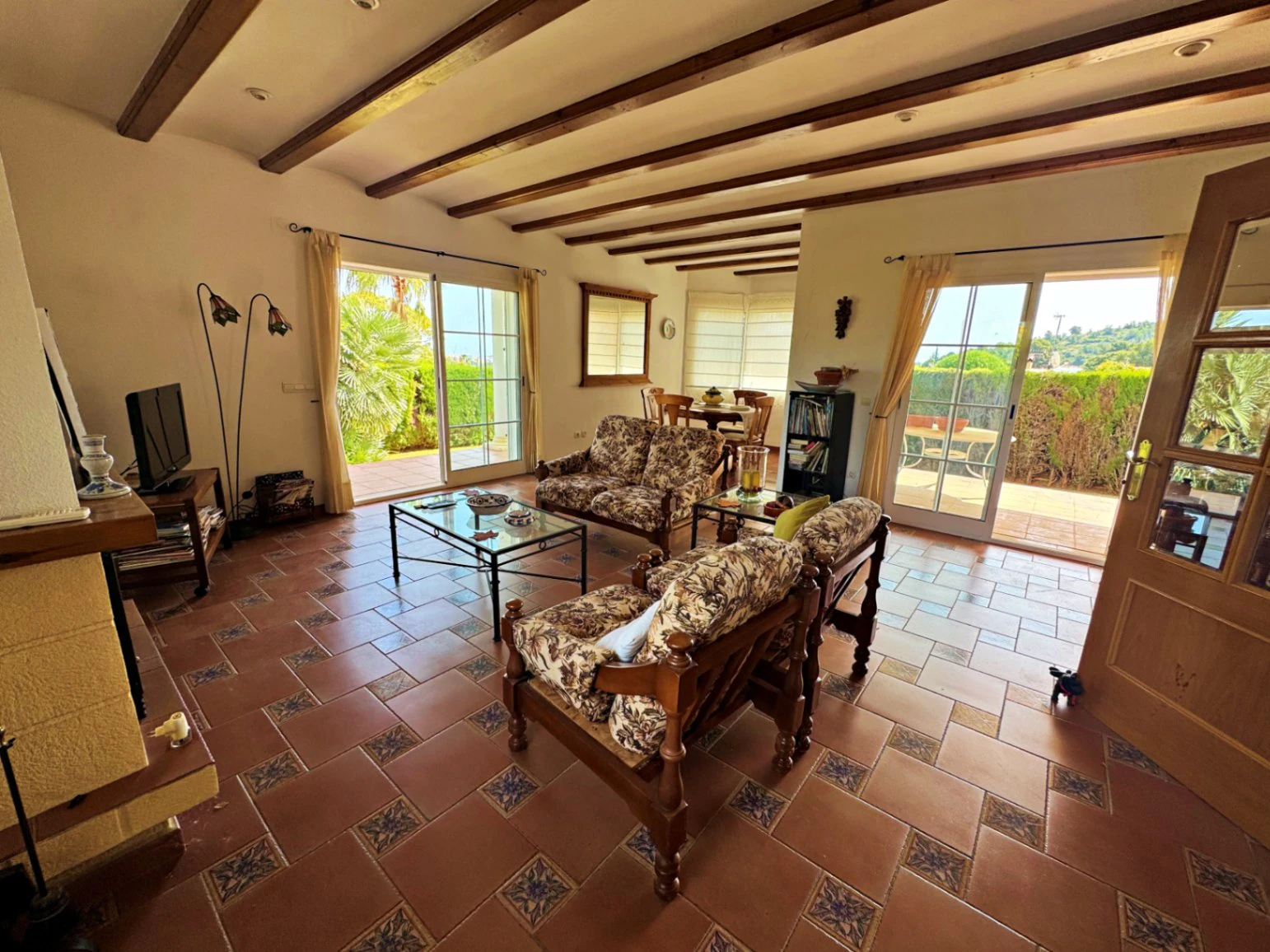 Chalet en venta en Denia, con preciosas vistas al mar y al montgó