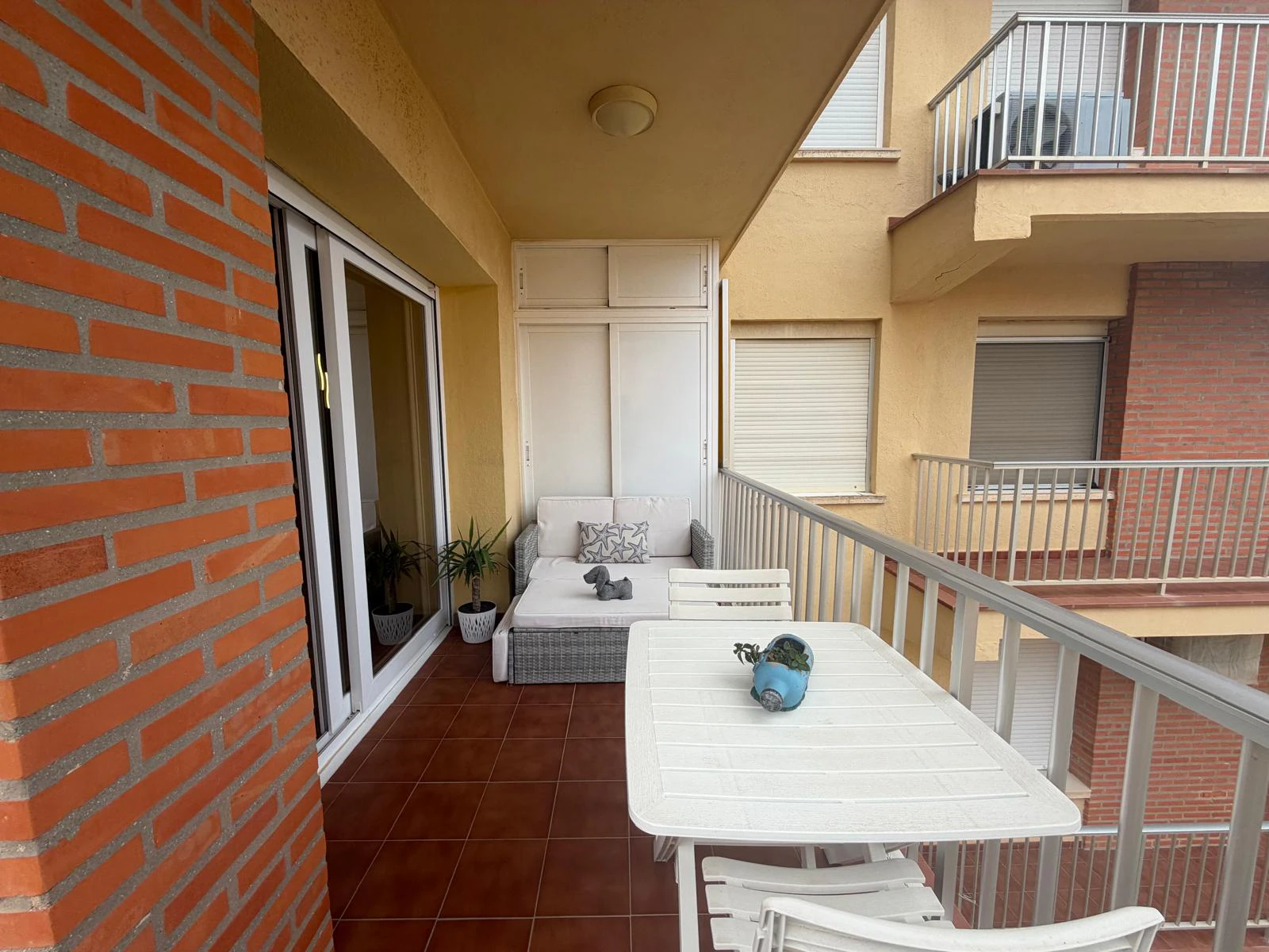 Apartamento en venta de 2 dormitorios con vistas al mar