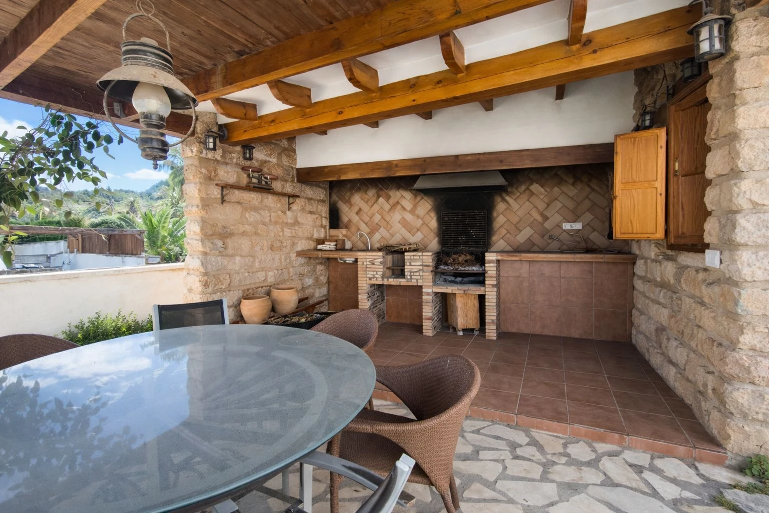 Villa de 3 dormitorios, apartamento de invitados y vistas al mar en el Montgó, Dénia