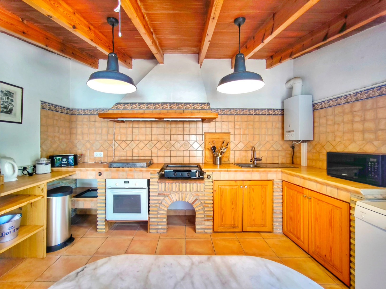 Villa con apartamento de invitados y vistas al mar en Dénia