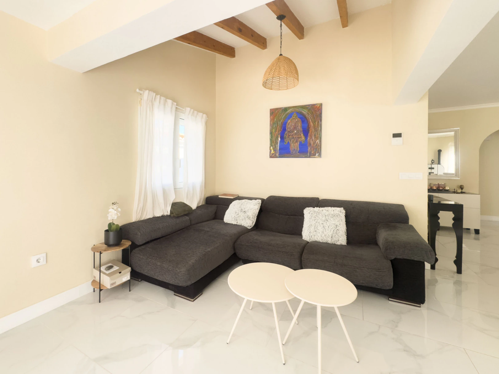 Chalet estilo moderno en venta en Denia con 5 dormitorios y piscina privada
