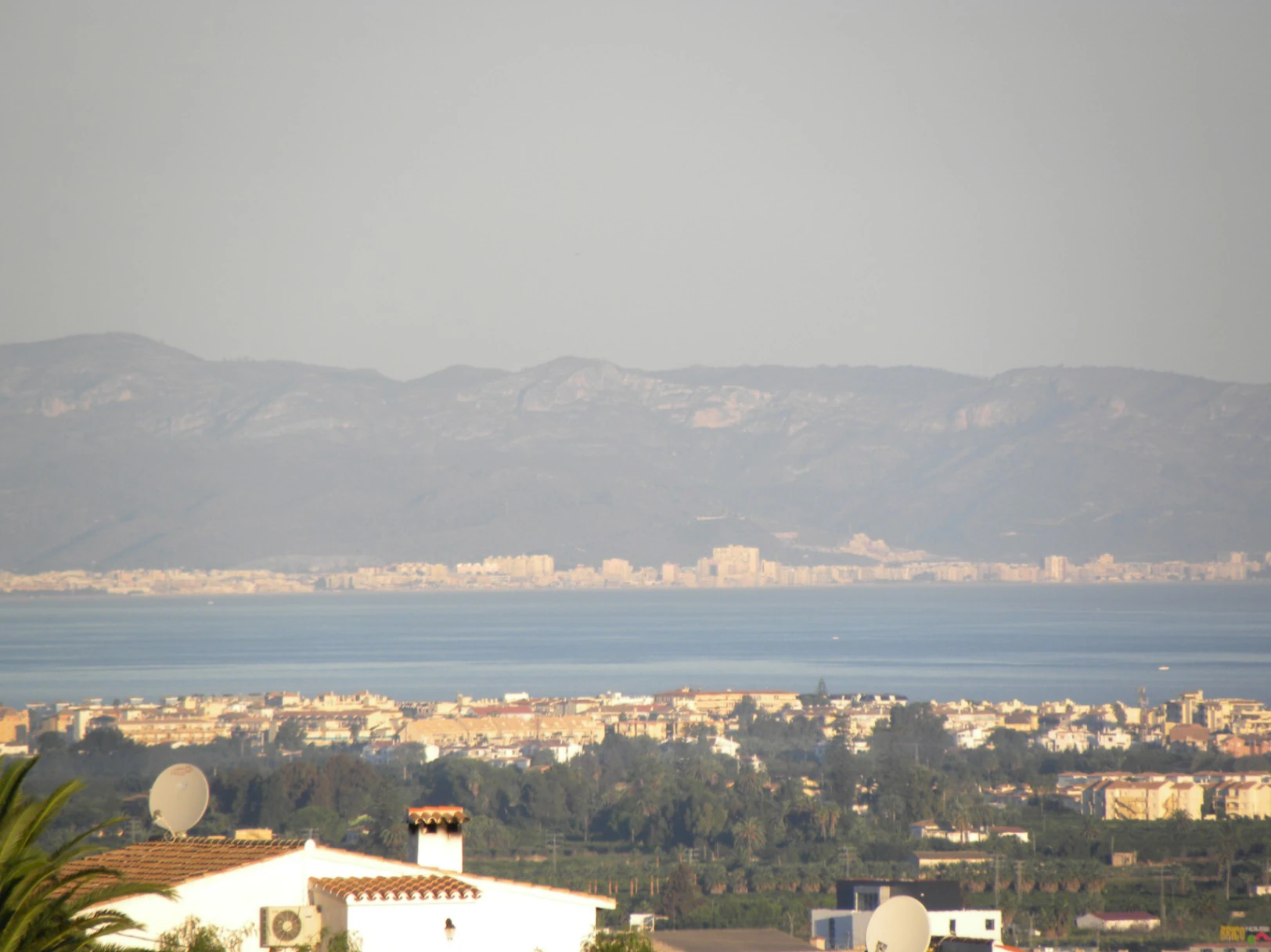 Chalet con vistas al mar y Montgó, Denia