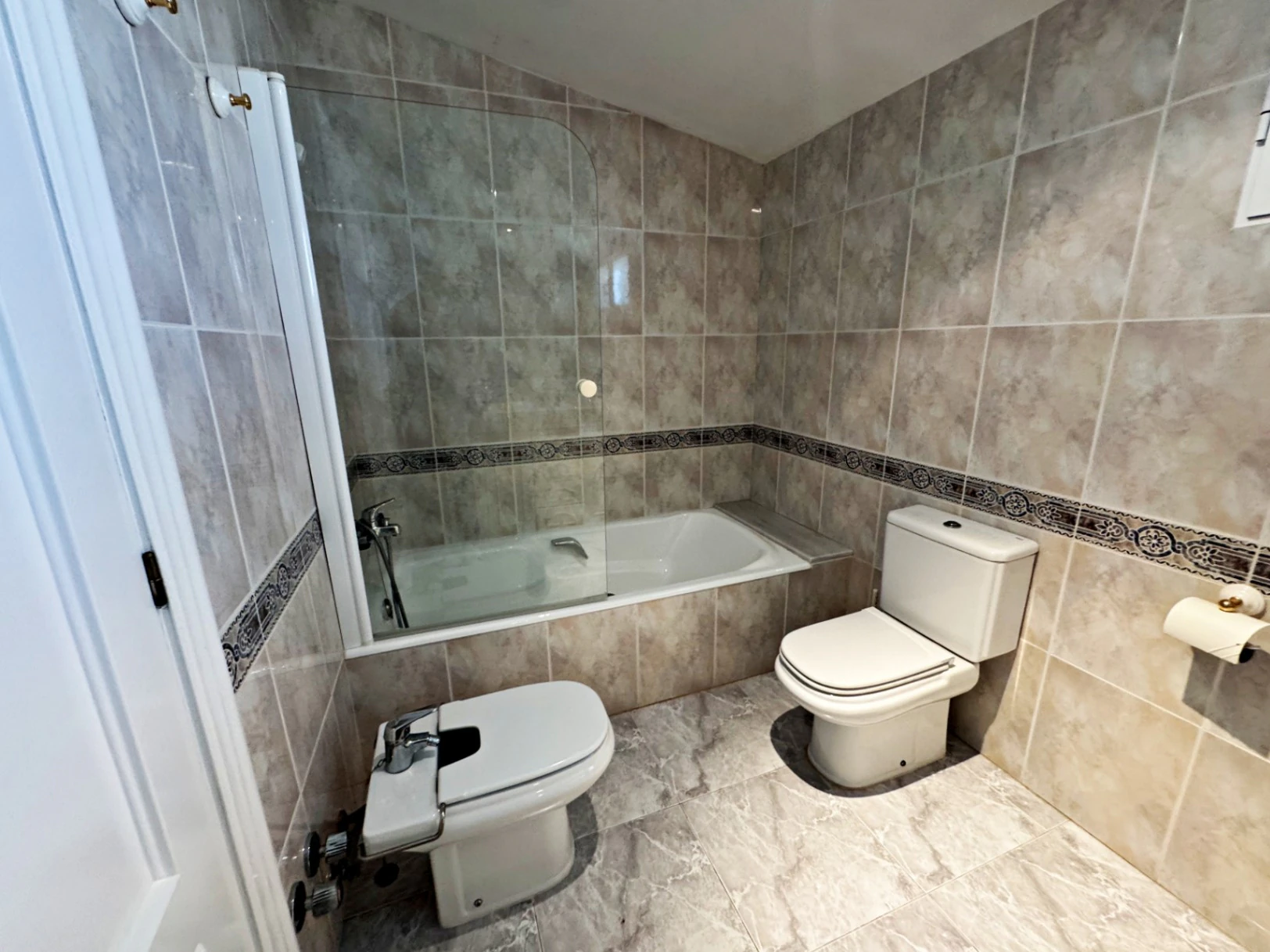Chalet en venta en Denia, con preciosas vistas al mar y al montgó