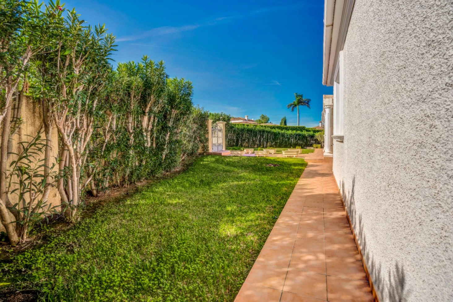 Villa exclusiva con vistas abiertas al mar, la montaña y el castillo de Dénia