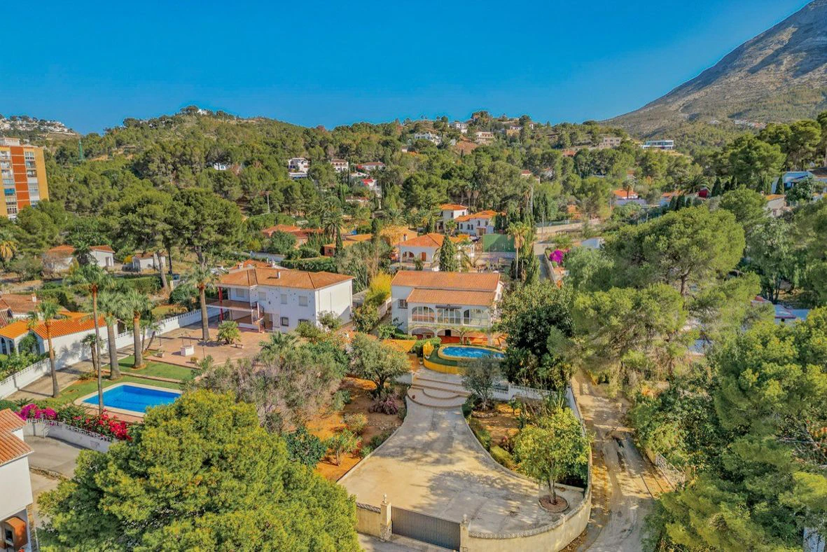 Villa clásica en Las Rotas, Dénia.