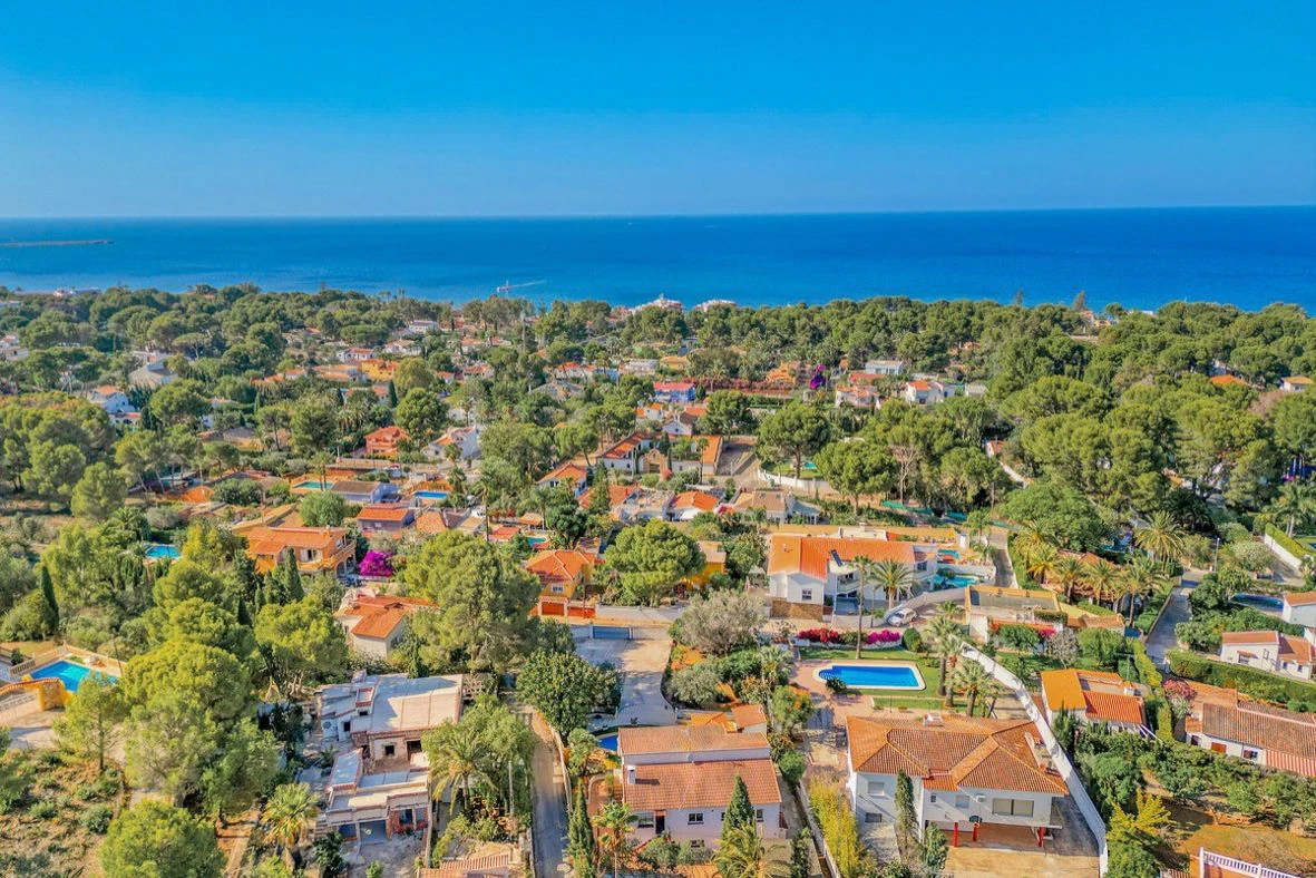 Villa clásica en Las Rotas, Dénia.