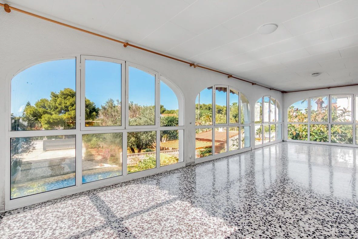 Villa clásica en Las Rotas, Dénia.