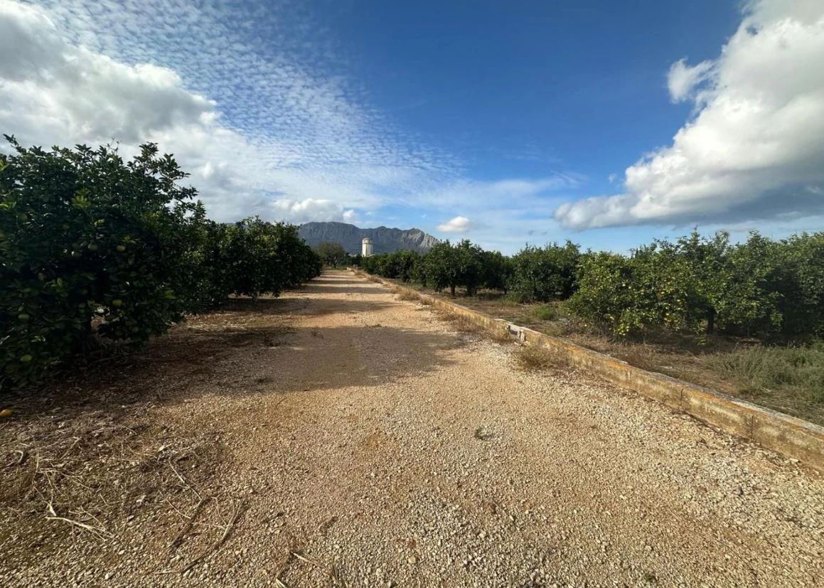 FINCA RÚSTICA EN ONDARA