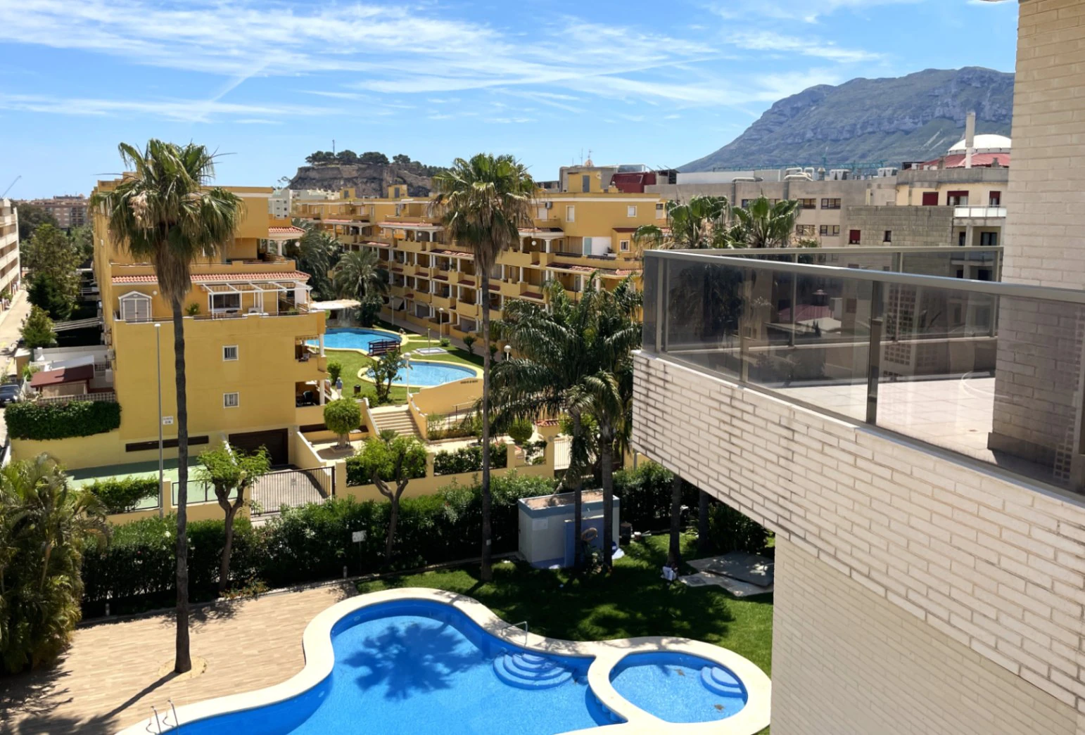 Ático dúplex exclusivo en el Km 1 de Las Marinas, Dénia