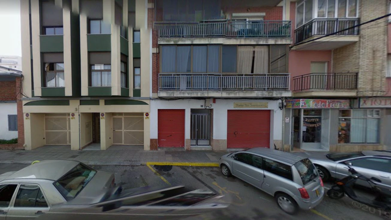 Amplio local comercial en Denia.