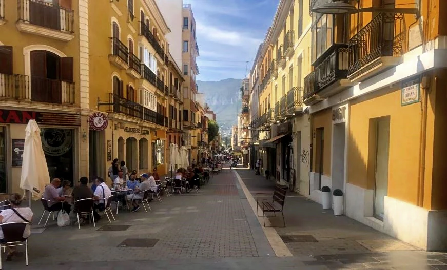 Local céntrico en Denia