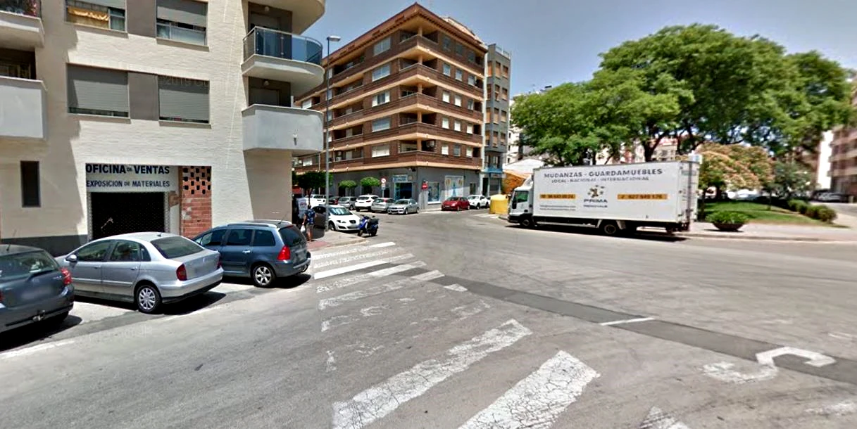 Exclusivo local comercial en Denia