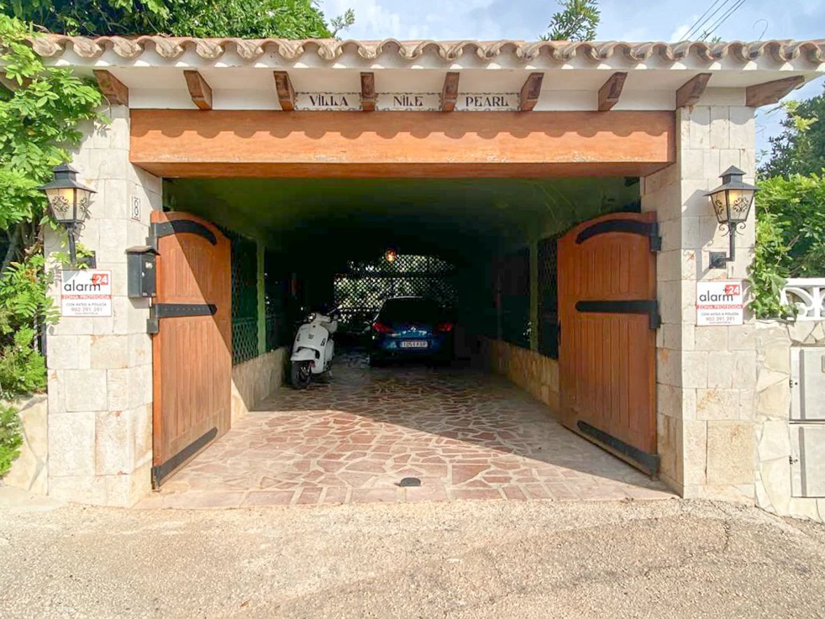 Villa classique à Dénia avec vue