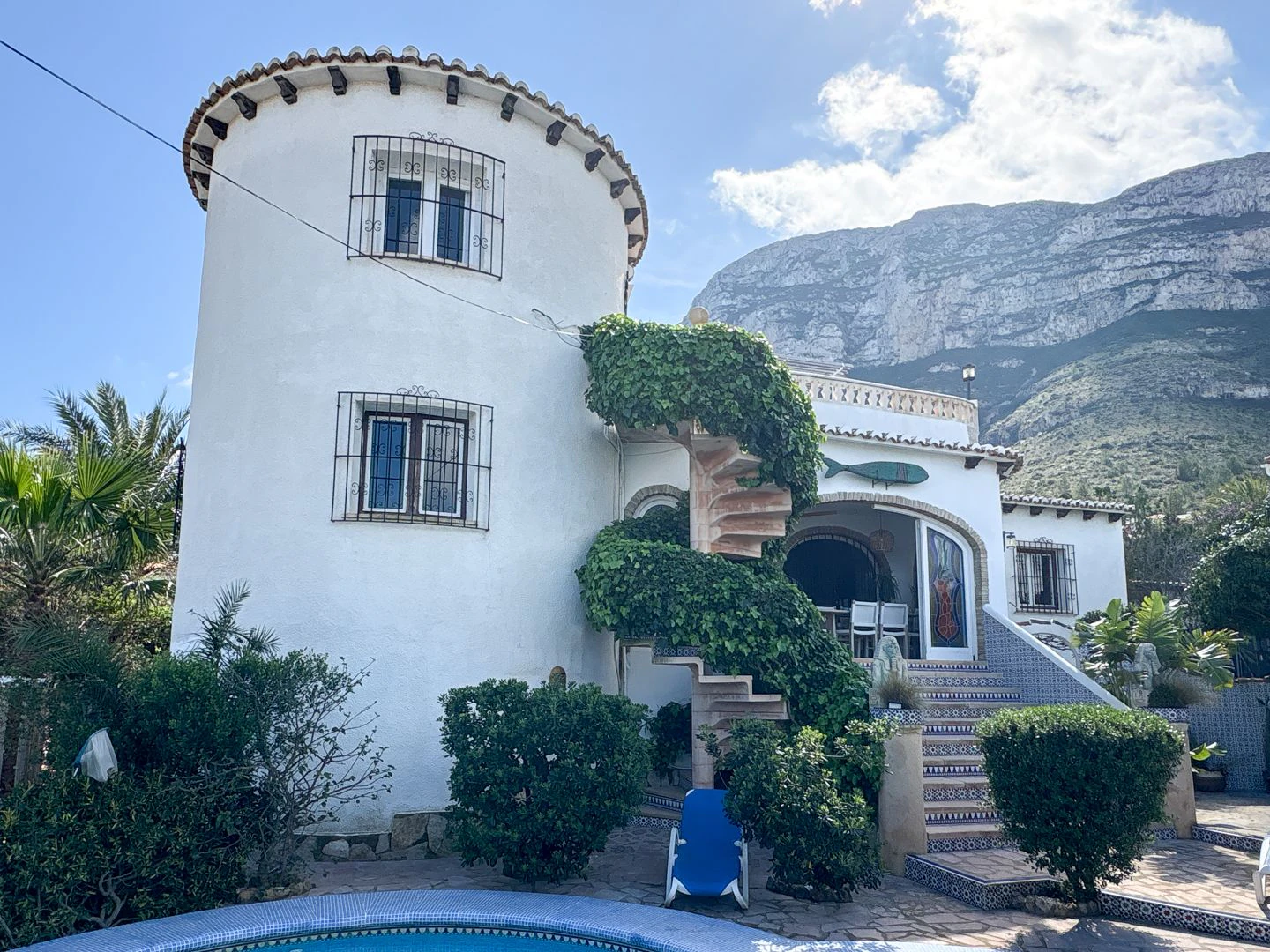 Villa classique à Dénia avec vue