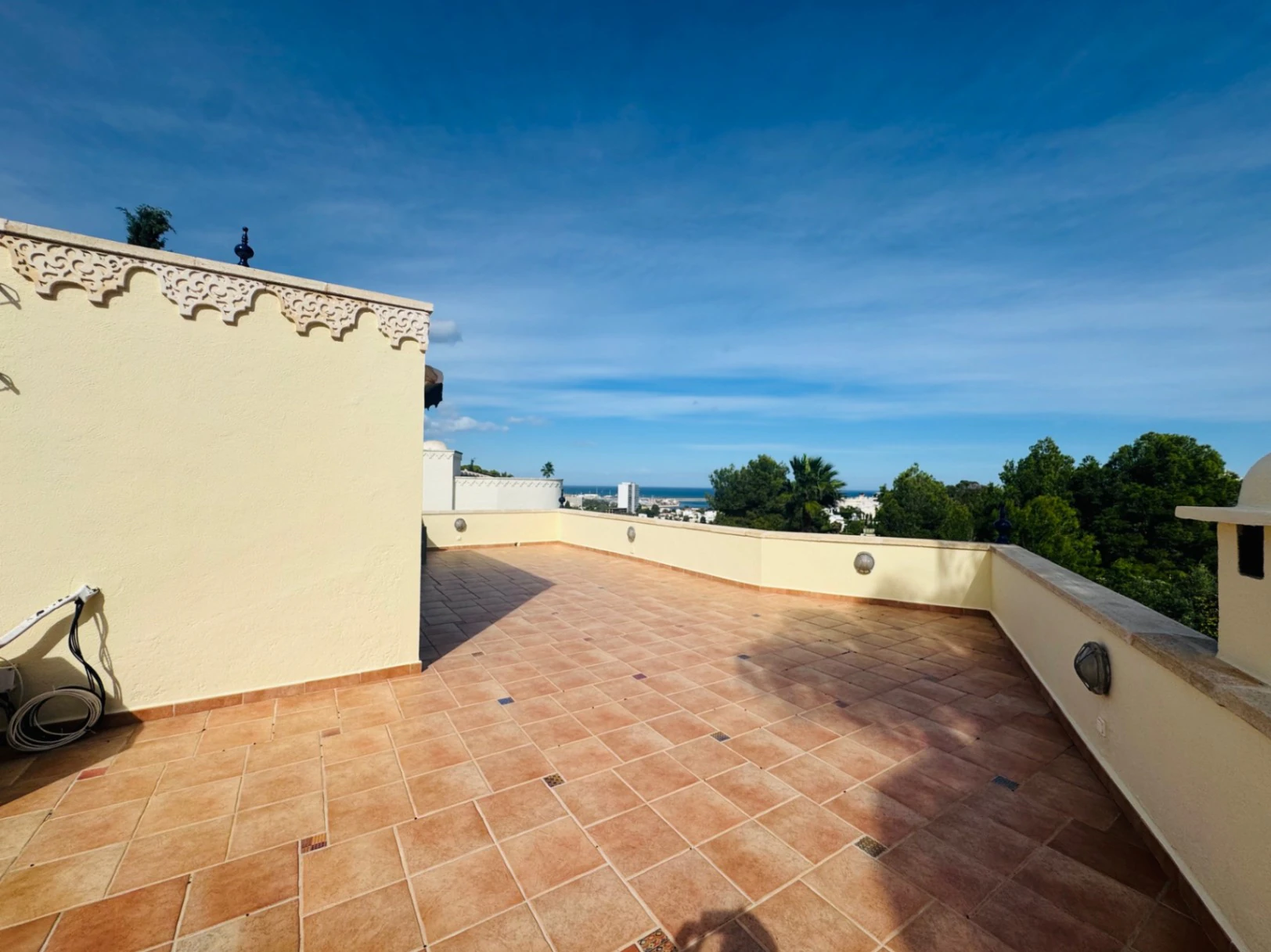 Chalet con vistas al mar en Denia, zona Santa Lucía en Montgó