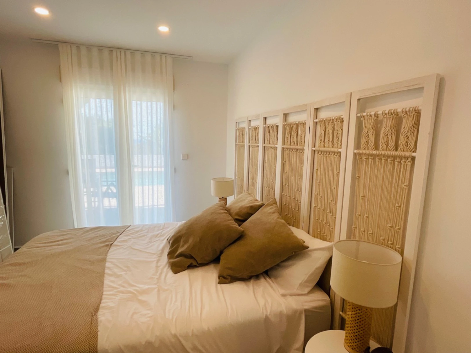 Chalet independiente en Las Marquesas en Denia con piscina privada.