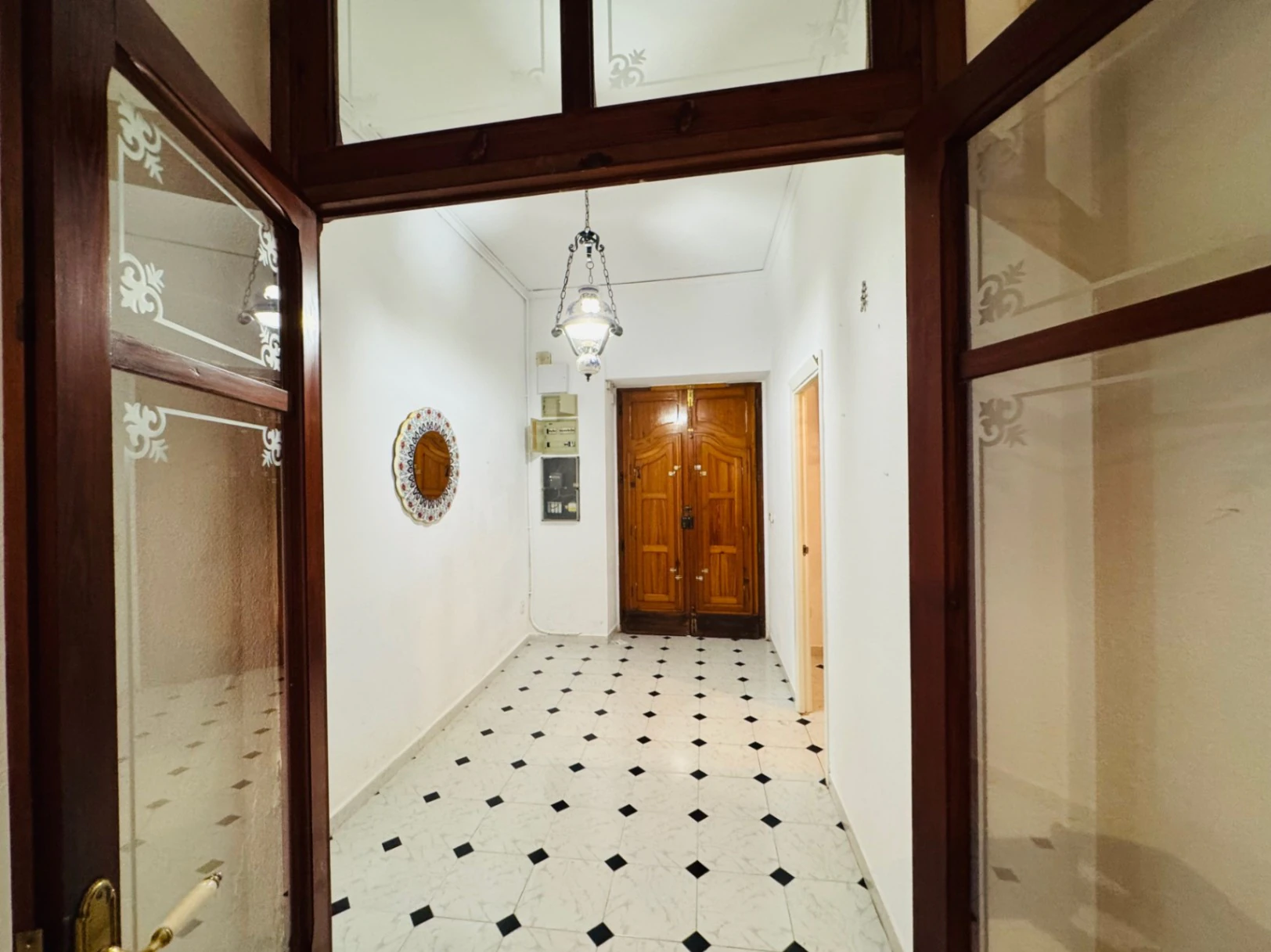 Piso en planta baja con patio en pleno centro histórico de Denia