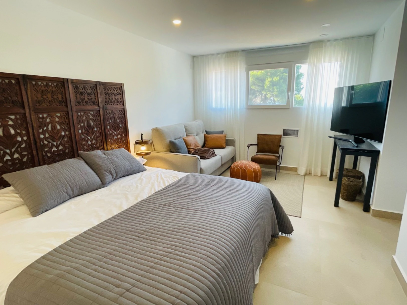 Chalet independiente en Las Marquesas en Denia con piscina privada.