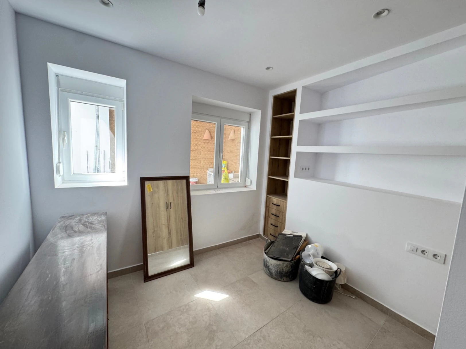 Casa de pueblo en centro Oliva con 3 viviendas dentro