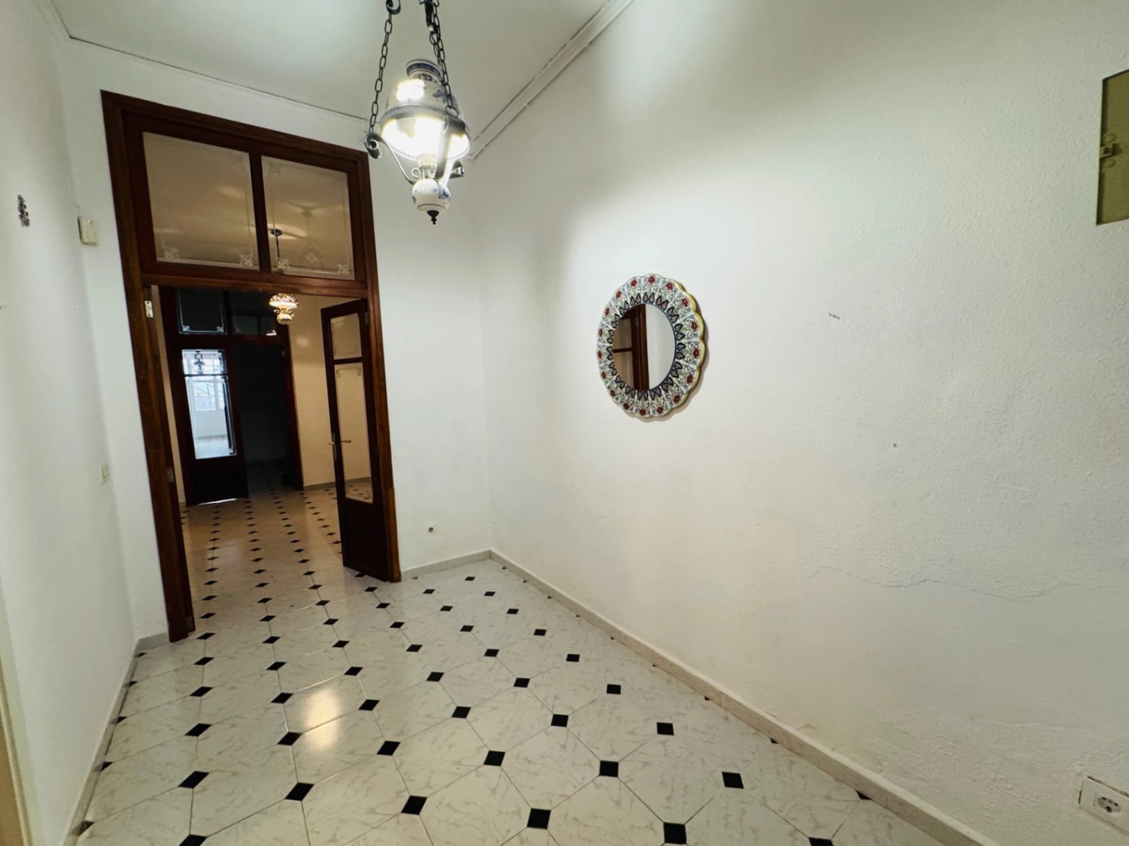 Piso en planta baja con patio en pleno centro histórico de Denia