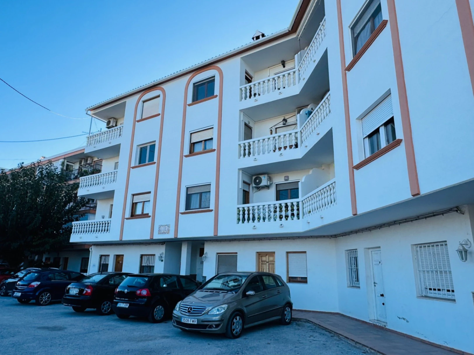 Planta baja en urbanización con piscina en Denia