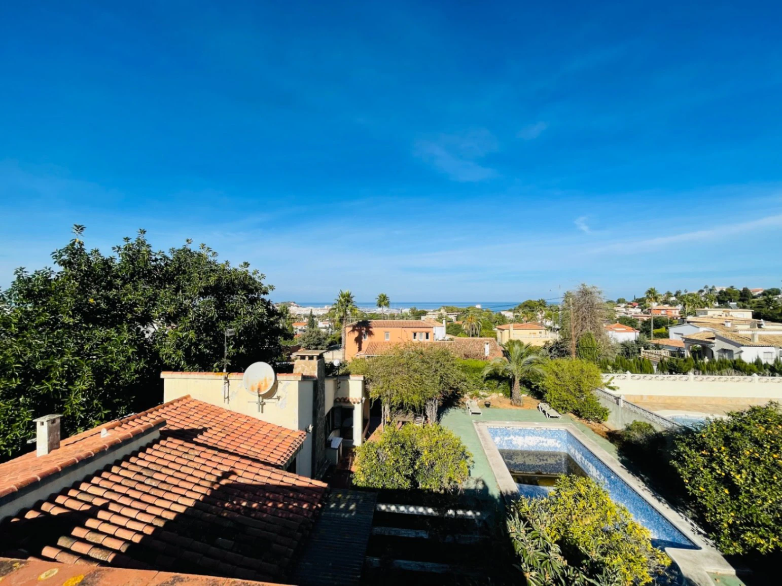 Chalet en Denia con apartamento invitados en Montgó