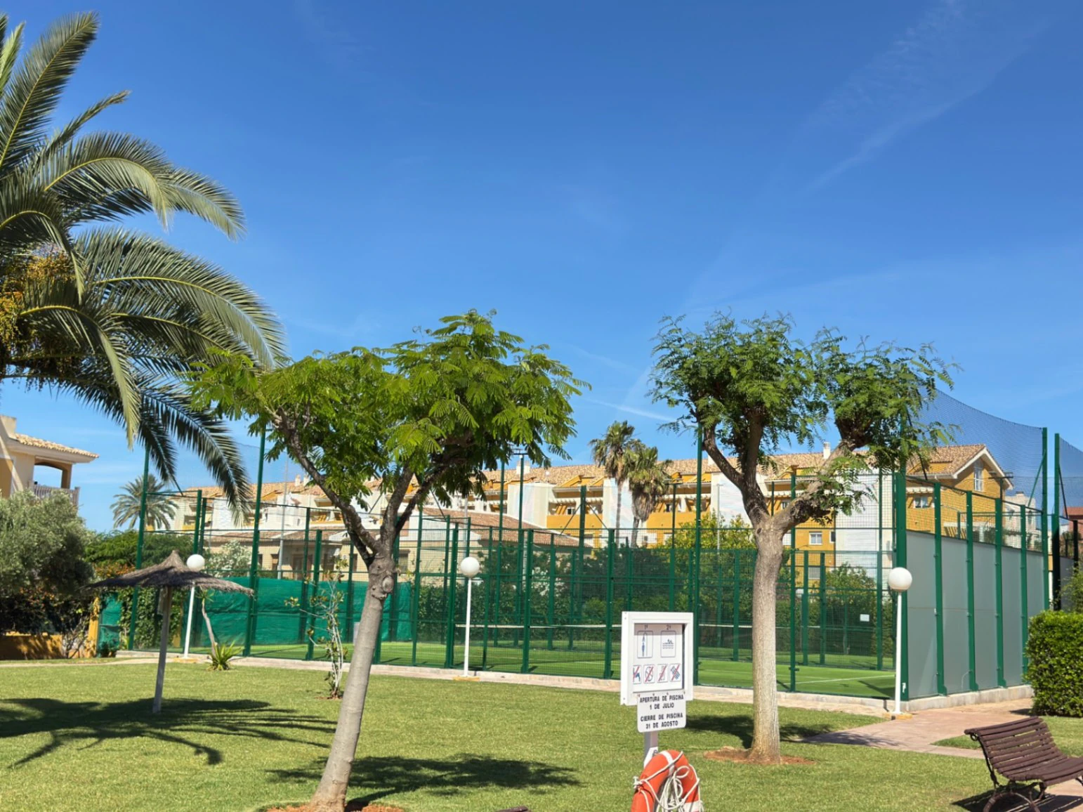 Atico dúplex en Las Marinas de Denia junto al club de tenis
