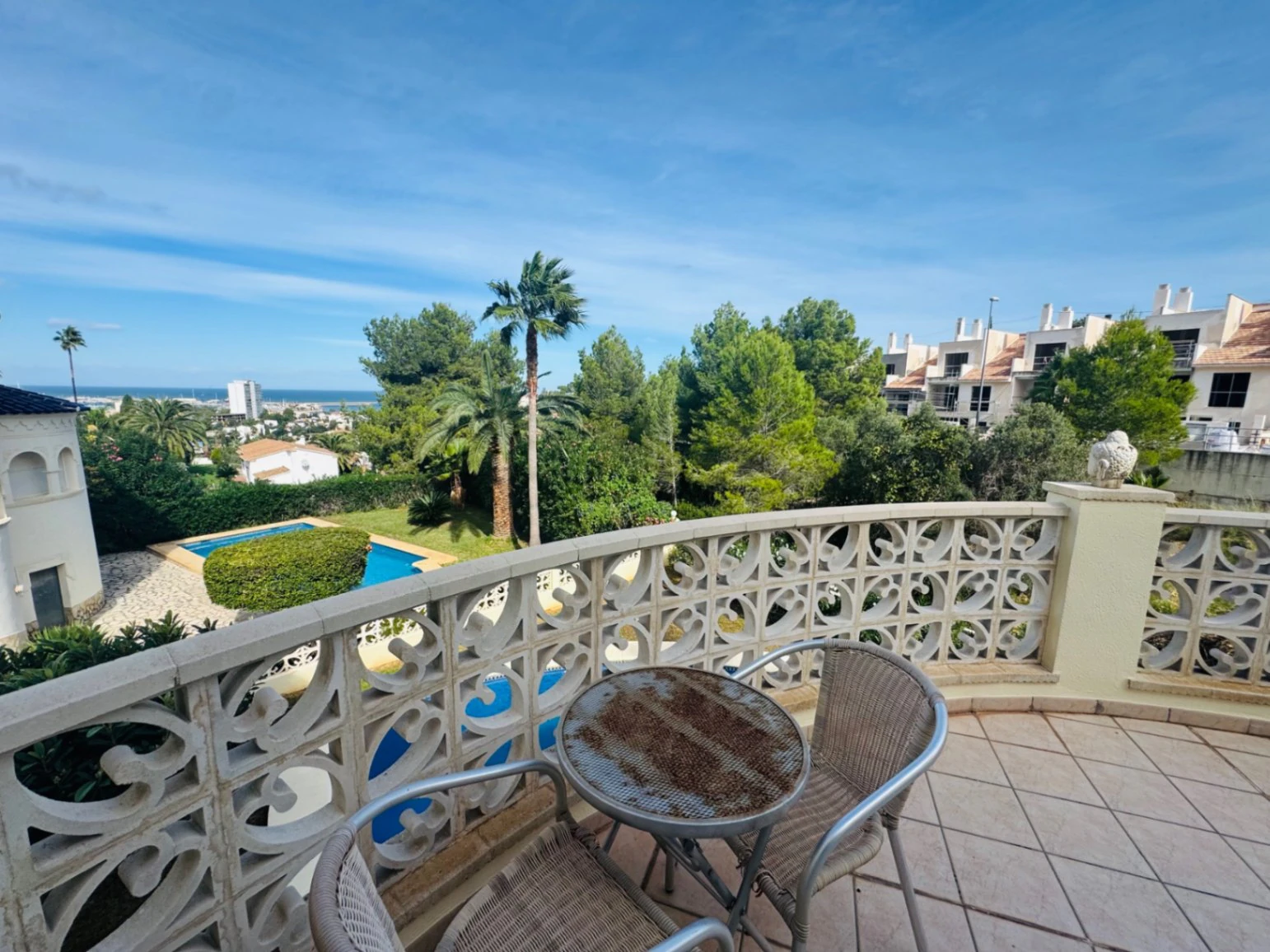 Chalet con vistas al mar en Denia, zona Santa Lucía en Montgó